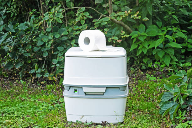 Best Porta potty rental near me  in Oberlin, OH